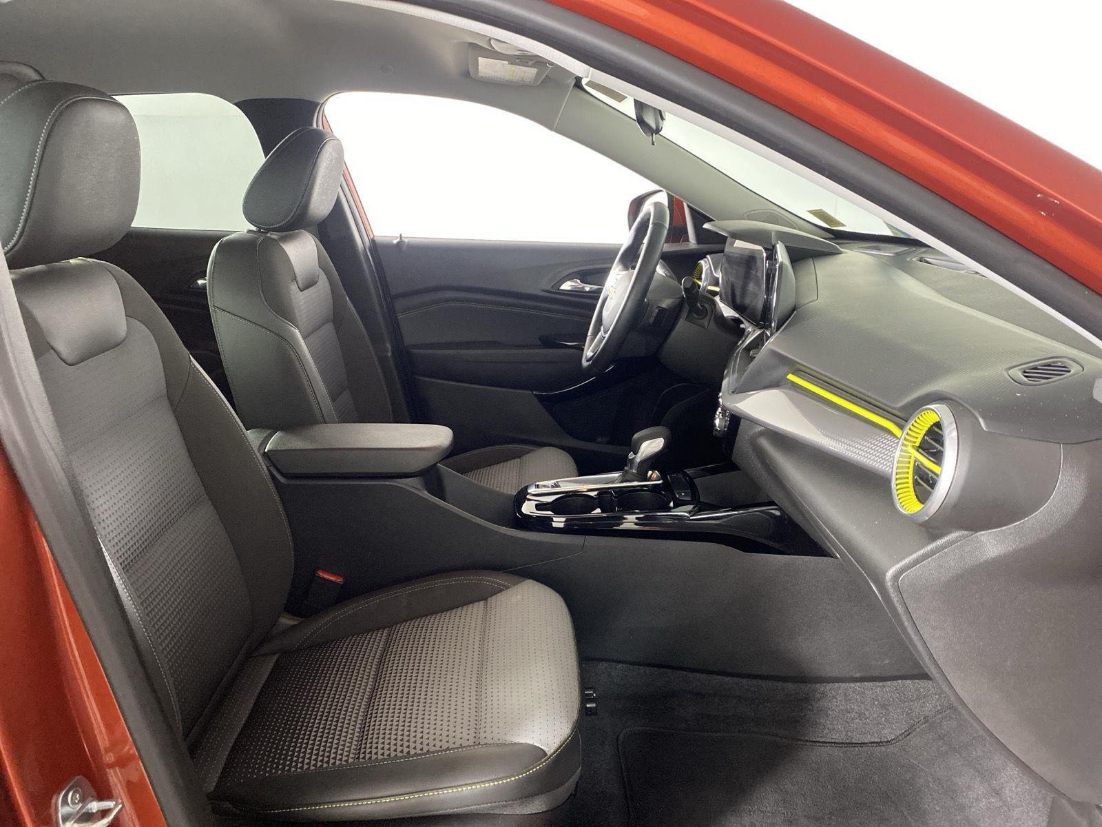 Used 2024 Cayenne Orange Metallic Chevrolet LT image 34