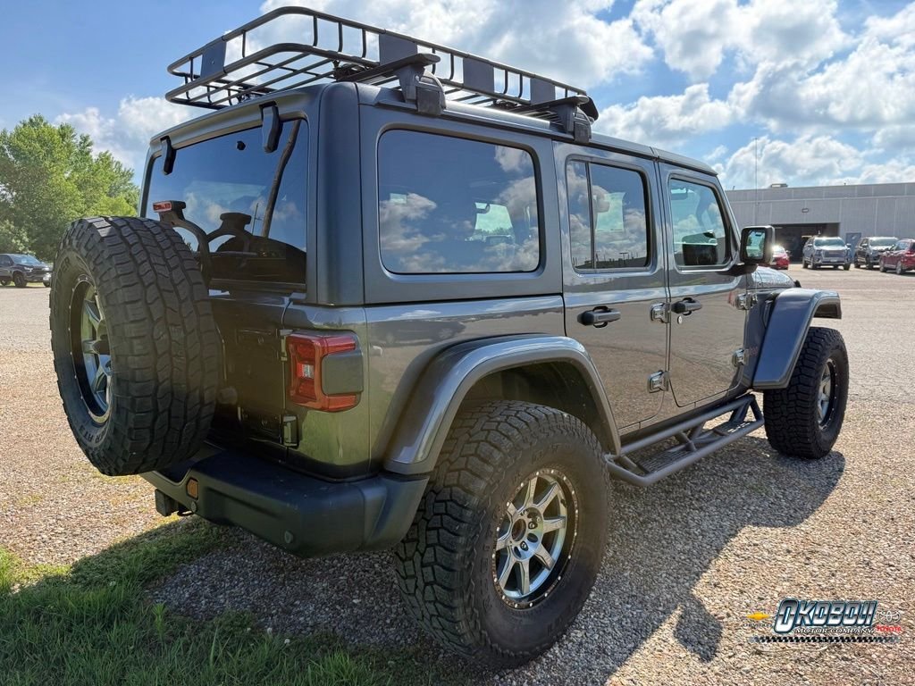 Used 2018 Gray Jeep Unlimited Rubicon image 3
