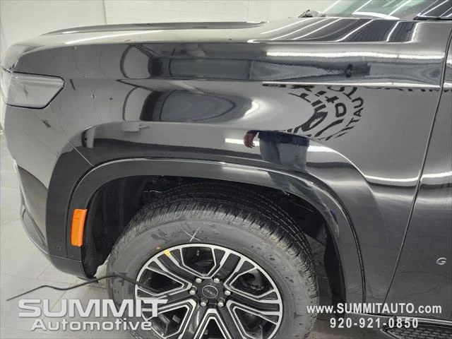New 2026 High Gloss Black Exterior Paint Jeep Grand Wagoneer image 39