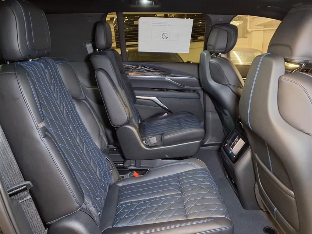 2026 Cadillac Escalade IQL Luxury - Photo 6