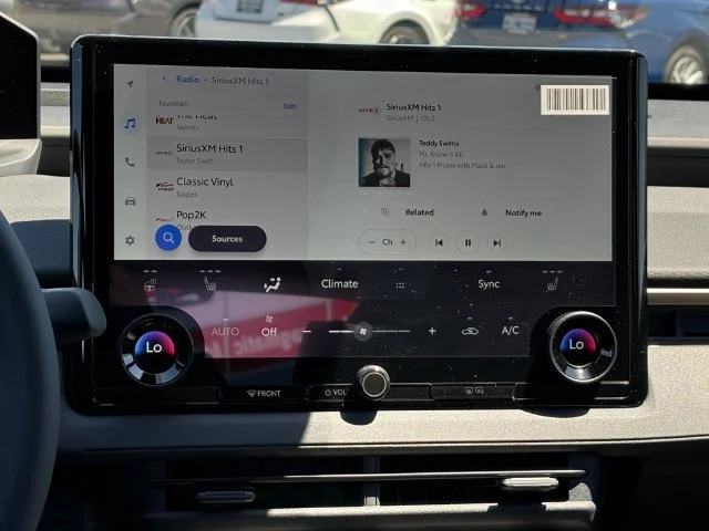 New 2027 Blueprint Toyota  XLE image 18
