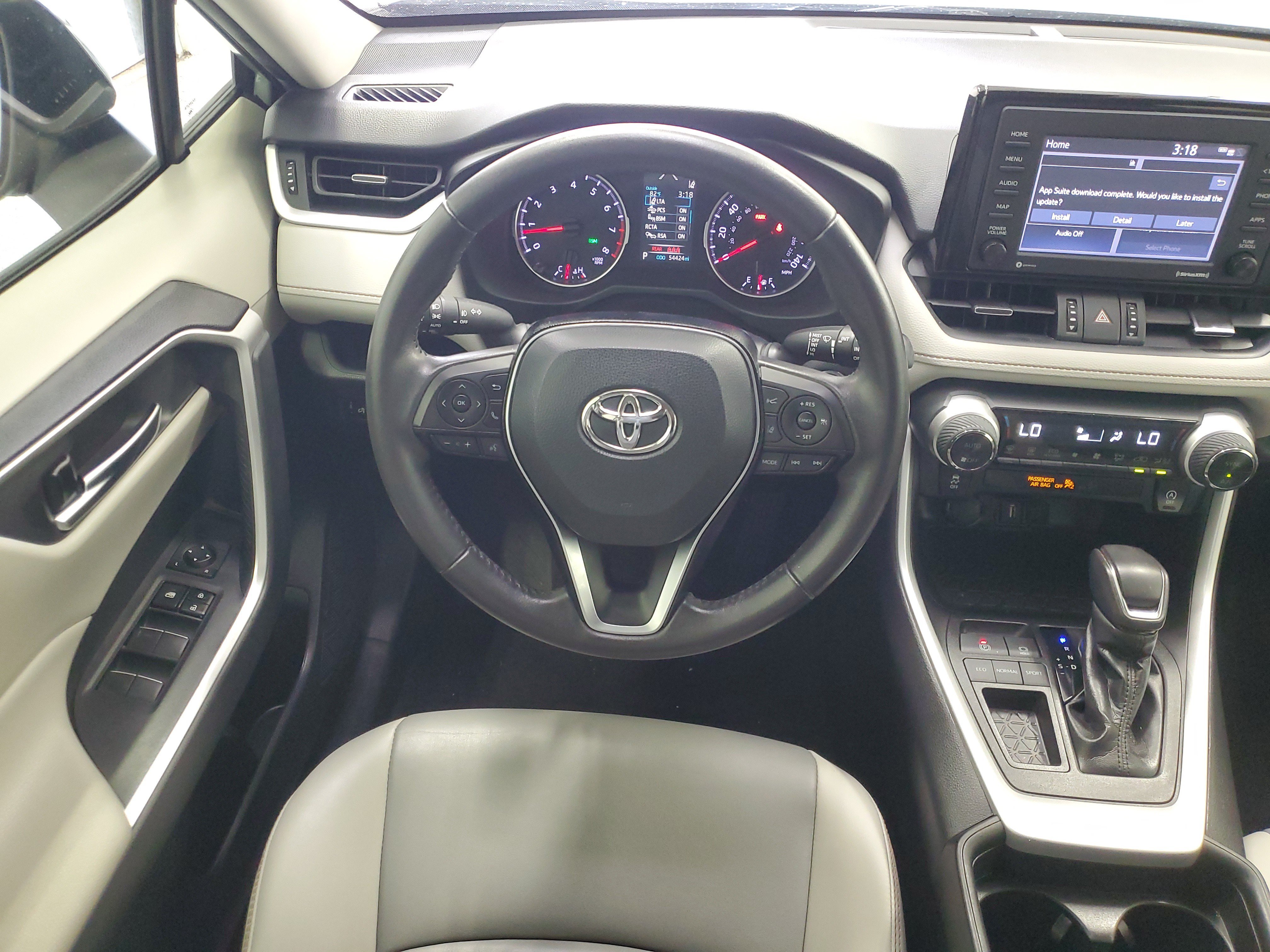 Used 2021 Lunar Rock Toyota XLE Premium image 15
