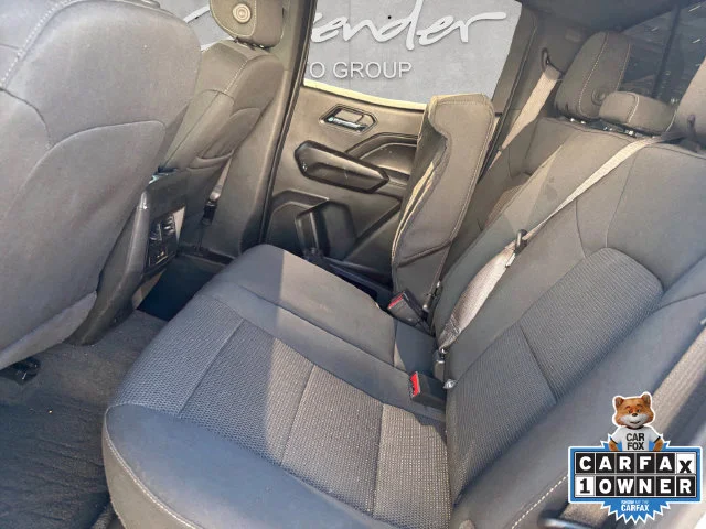 Used 2025 White GMC Elevation image 22