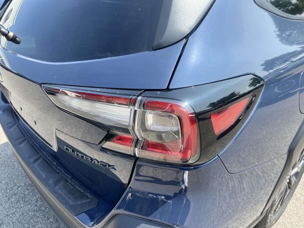 Used 2025 Blue Subaru Onyx Edition image 10