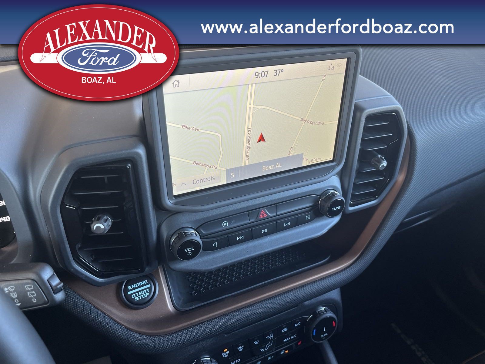New 2024 Oxford White Ford Outer Banks® image 22