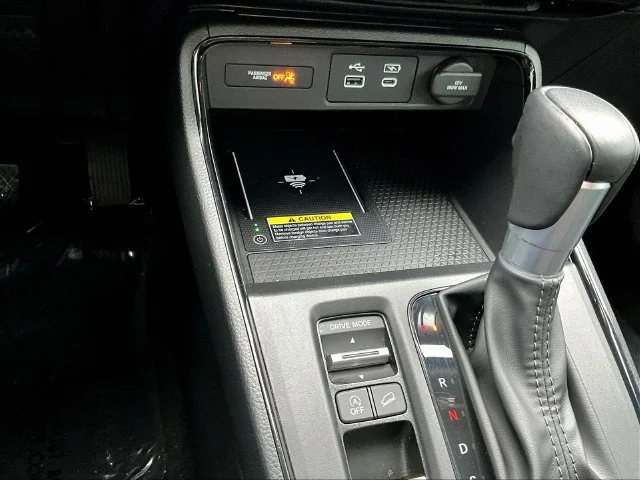 Used 2025 Gray Honda EX-L image 17