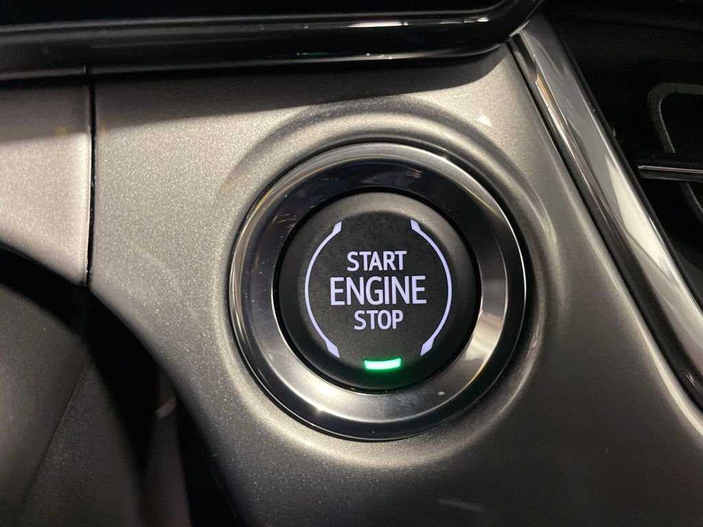 Used 2024 Red Chevrolet LT image 33