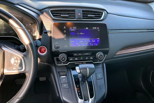 Used 2017 Silver Honda EX-L image 4
