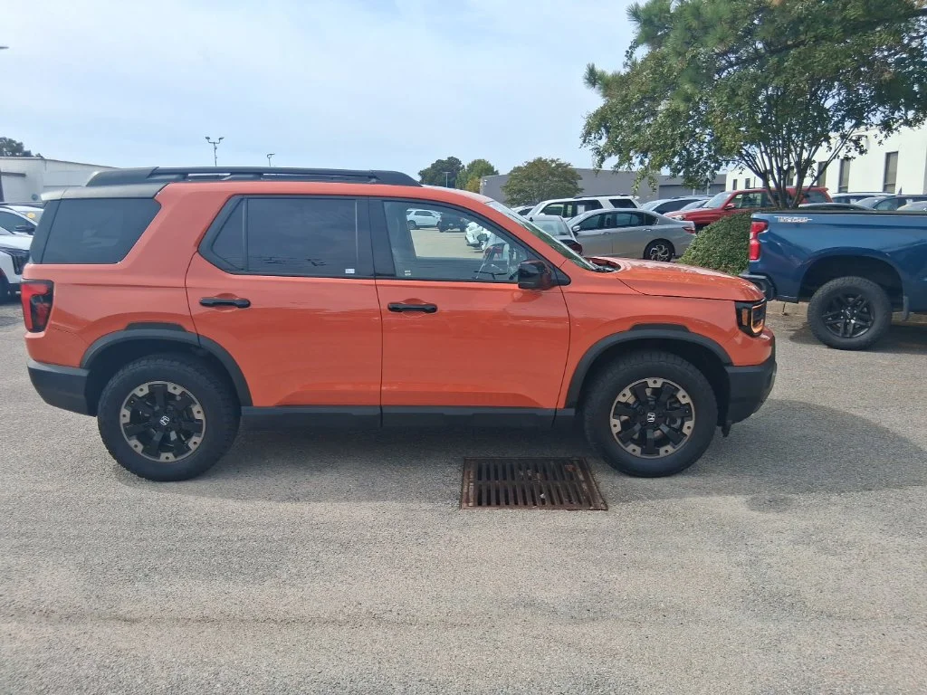 Used 2026 Orange Honda TrailSport Elite image 4