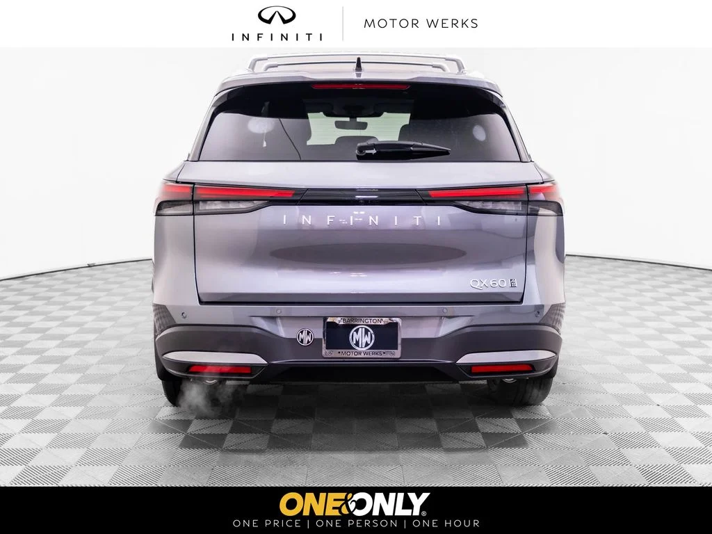 New 2027 GRAPHITE SHADOW INFINITI Luxe AWD image 4