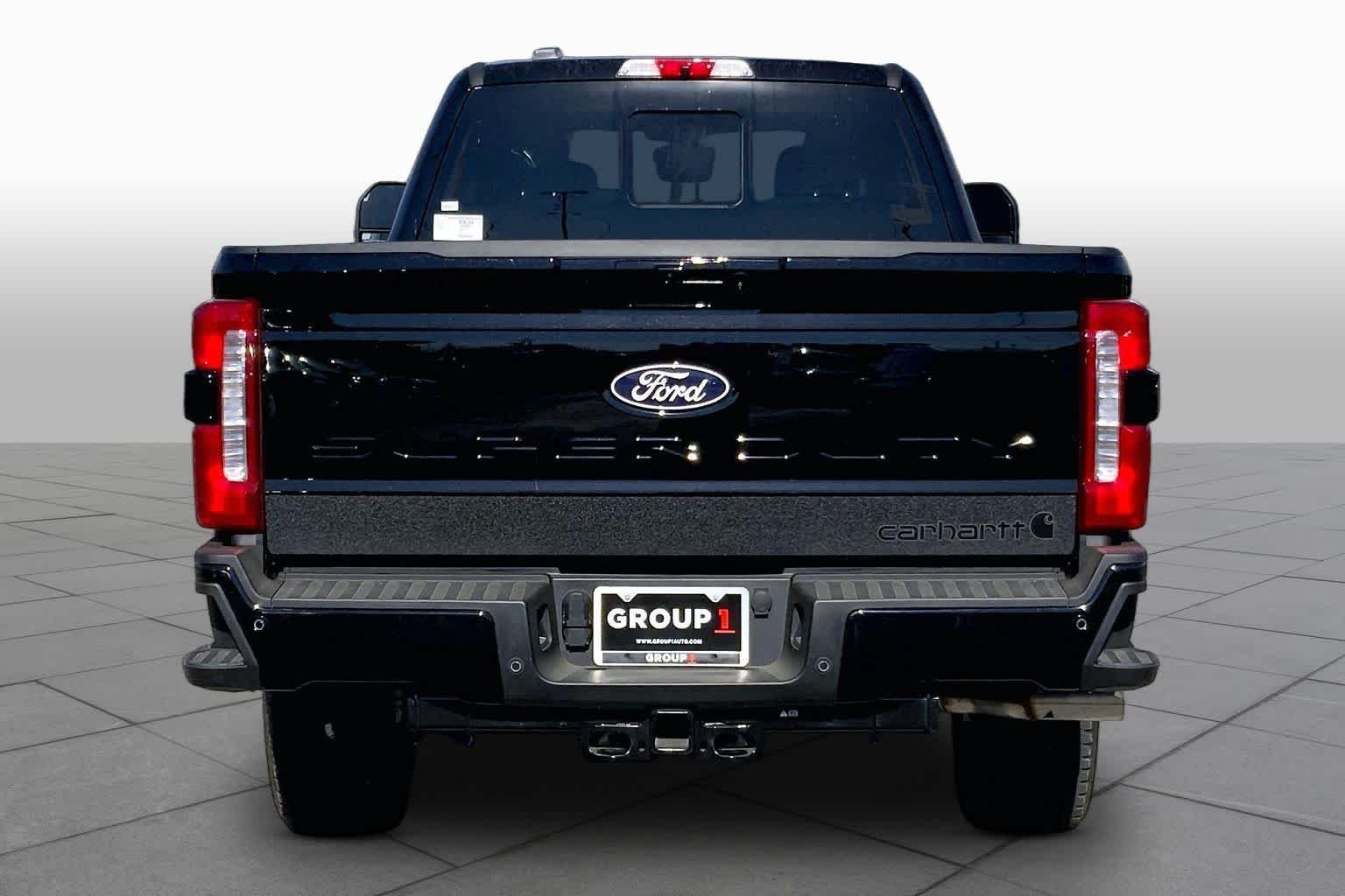 New 2027 Agate Black Metallic Ford F-350® XLT image 4