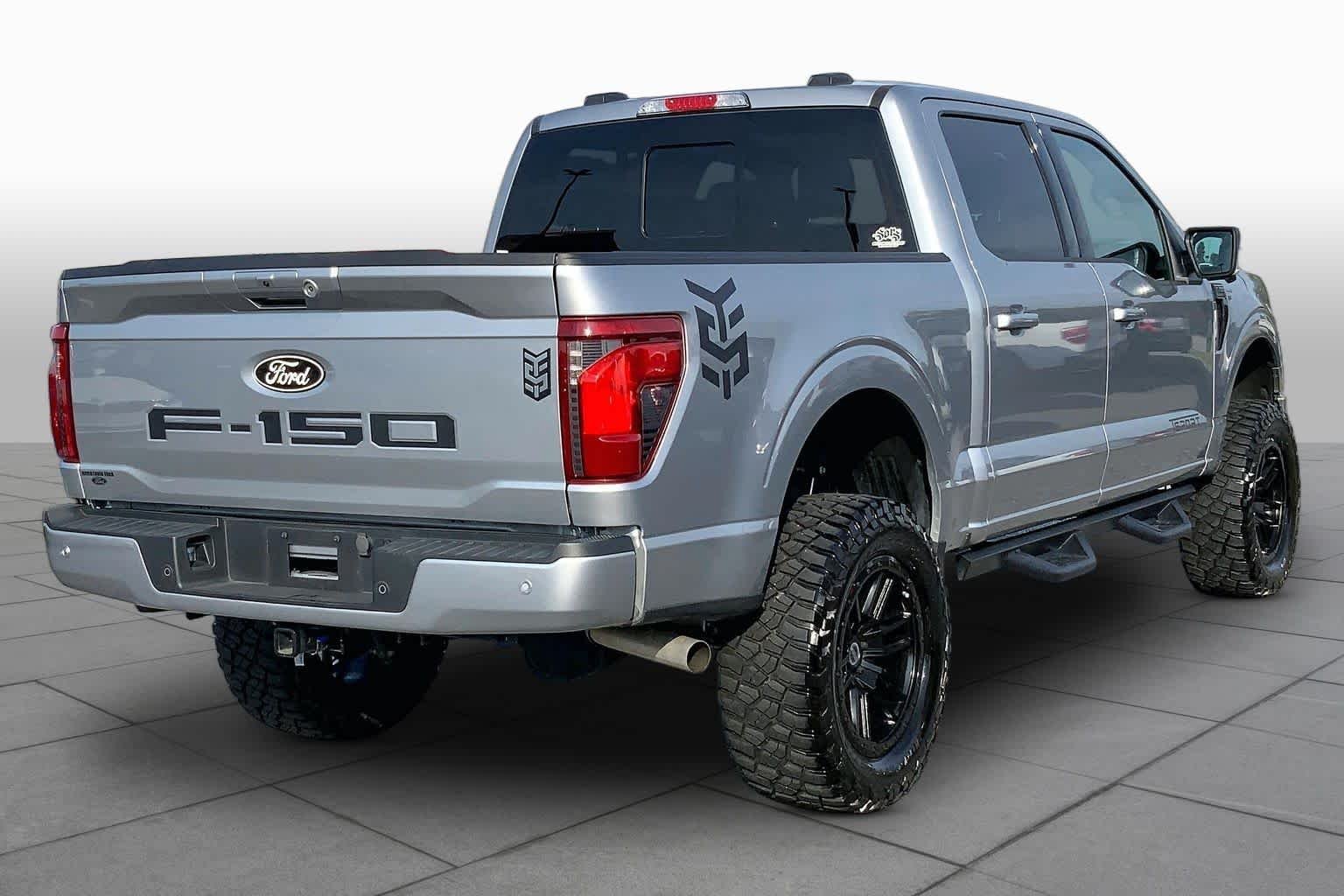 Certified Used 2024 Iconic Silver Metallic Ford XLT image 13