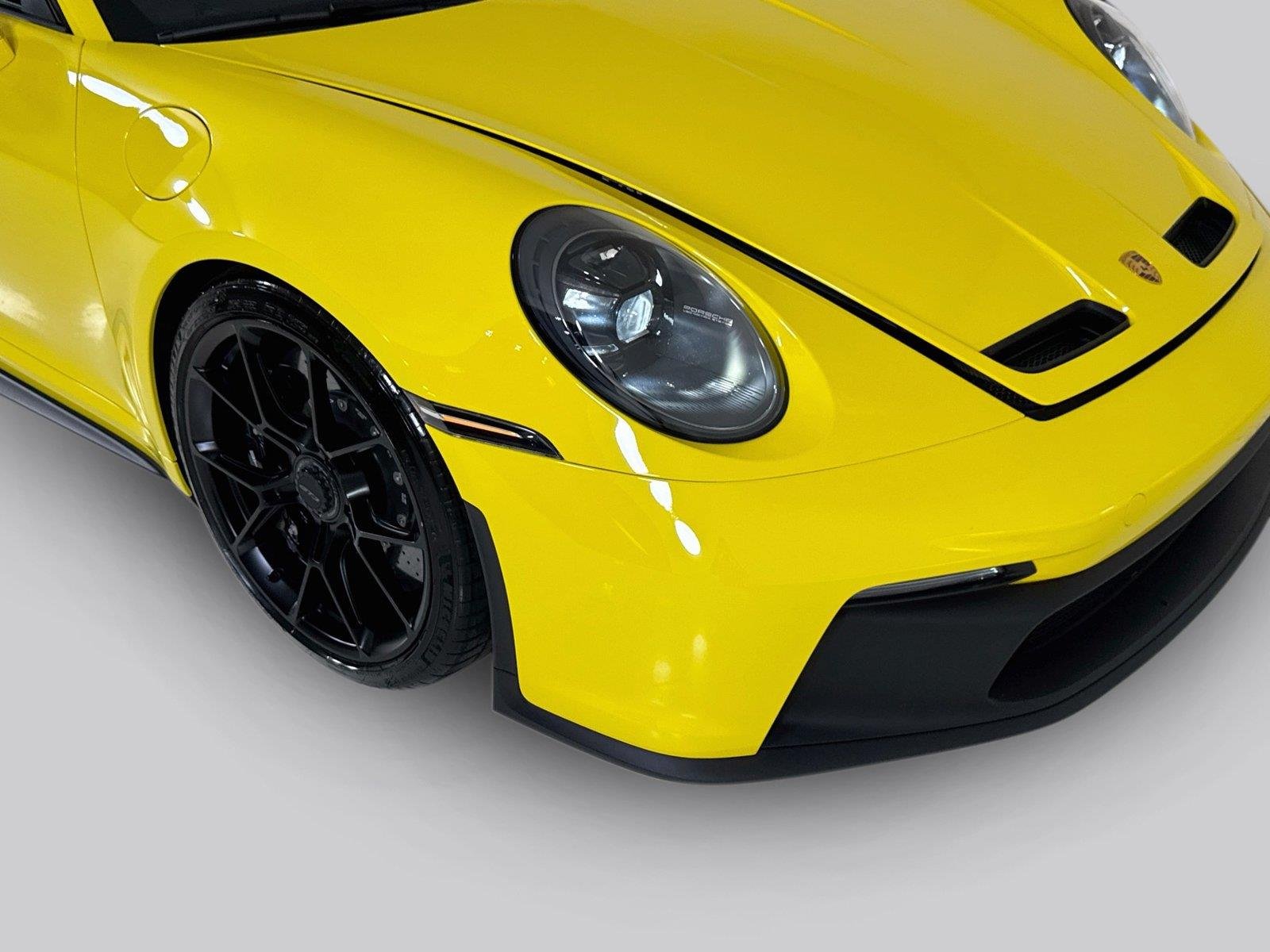 Used 2022 Racing Yellow Porsche GT3 | PCCB | PDLS+ | Matte Carbon Trim | Exclusive Design Taillights image 32