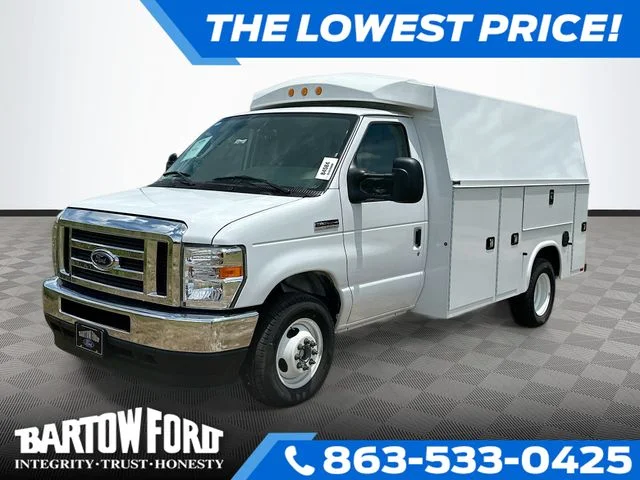 2025 Ford E-350SD KNAPHEIDE KUV129D20L