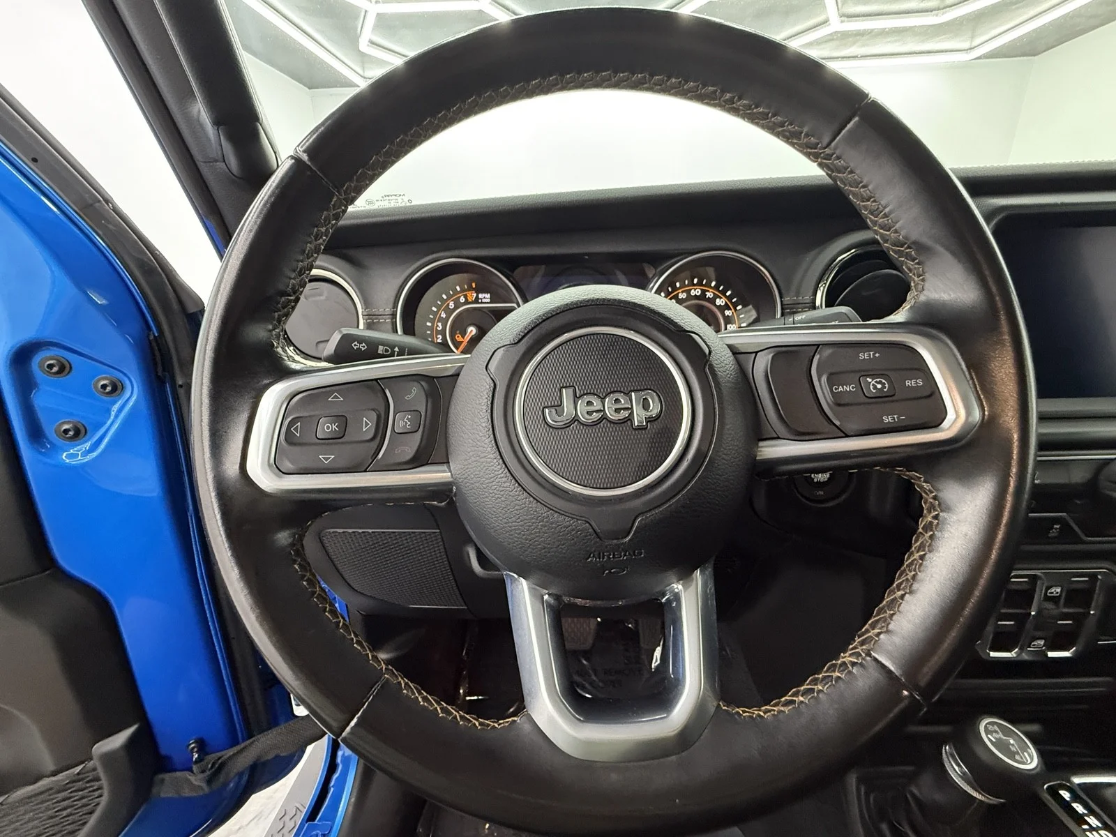 Used 2022 Hydro Blue Pearlcoat Jeep High Altitude 4x4 image 15