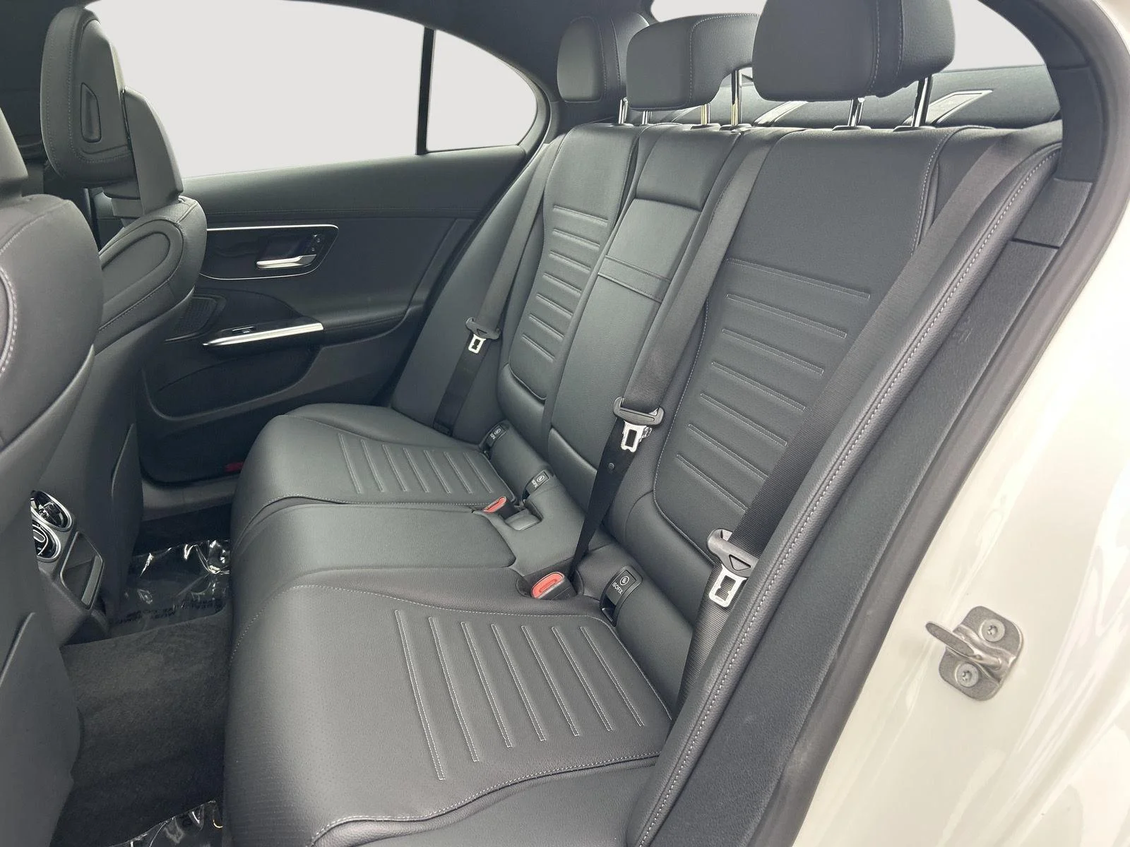 New 2026 Polar White Mercedes-Benz C 300 image 28