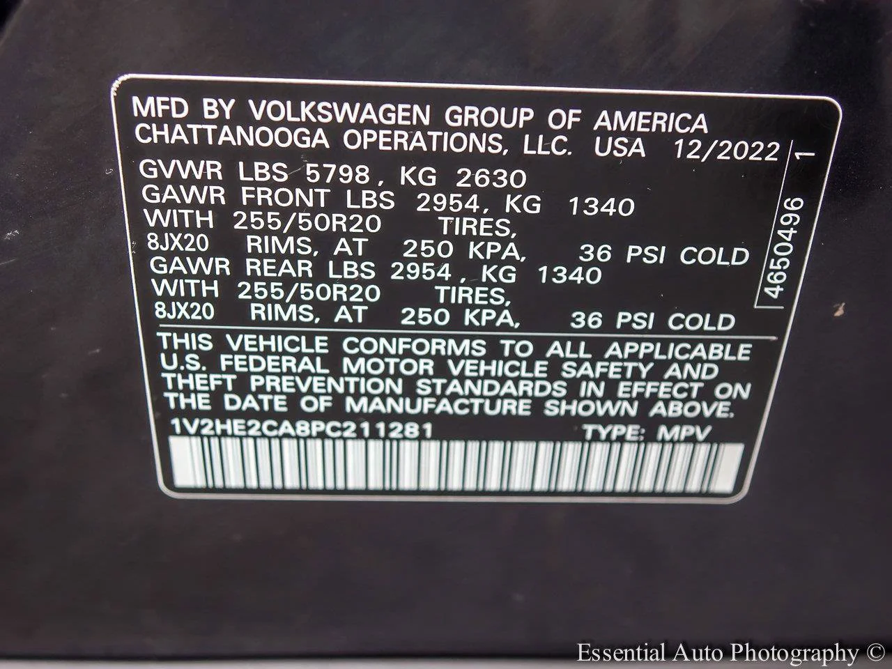 Used 2023 Deep Black Pearl Volkswagen 3.6L V6 SE w/Technology image 25