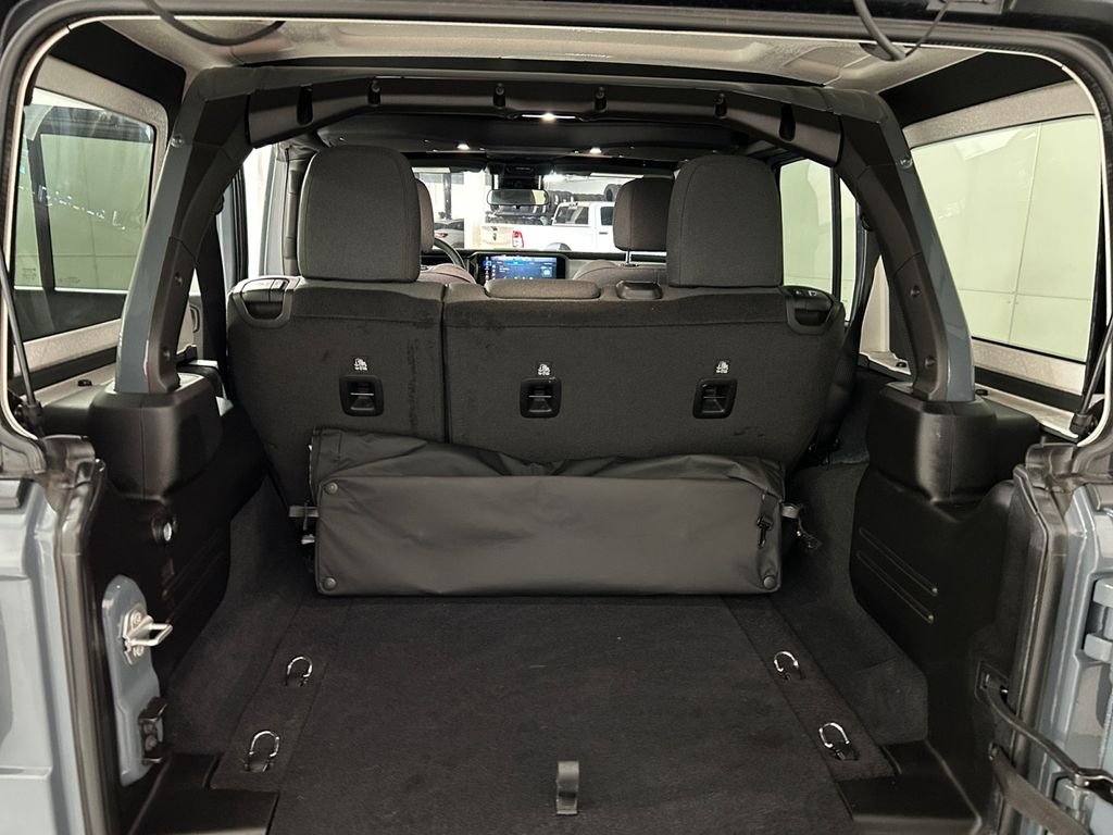 Used 2025 Gray Jeep Sport S image 27
