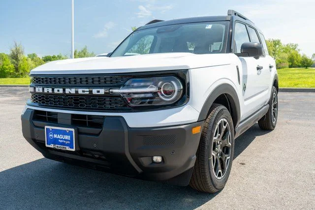 New 2026 Oxford White Ford Outer Banks® image 2