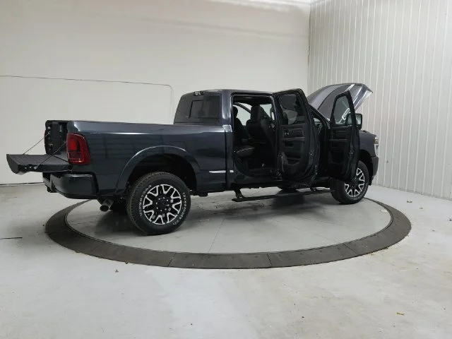 2025 RAM 2500 Limited - Photo 16