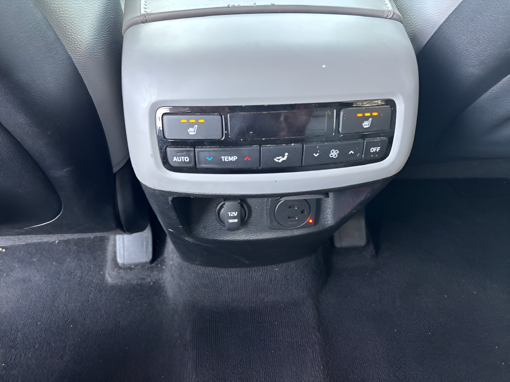 Certified Used 2022 Blue Hyundai SEL image 22