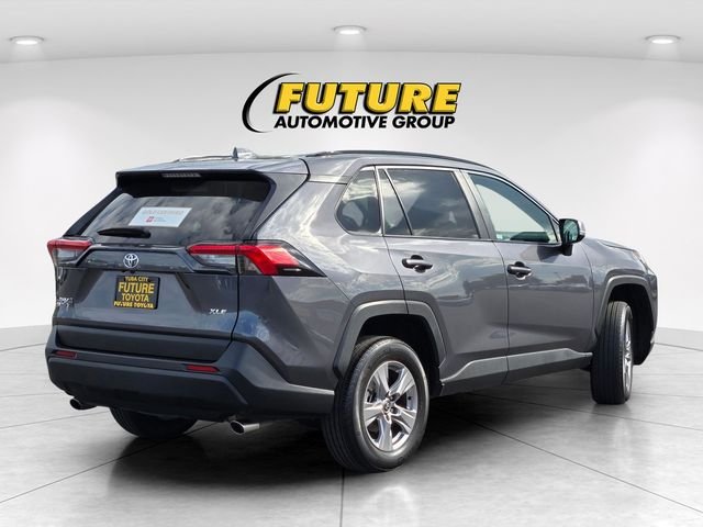 Used 2025 Gray Toyota XLE image 4