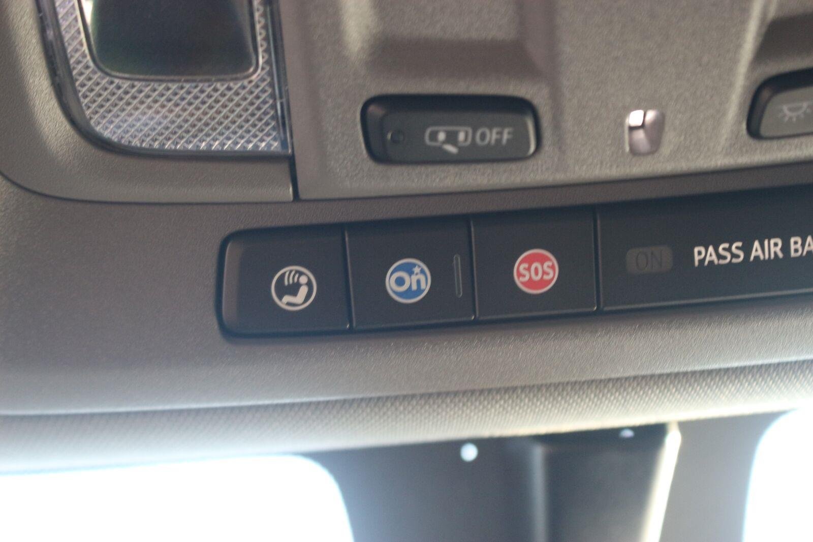 Used 2020 SUMMIT WHITE Chevrolet LTZ image 34