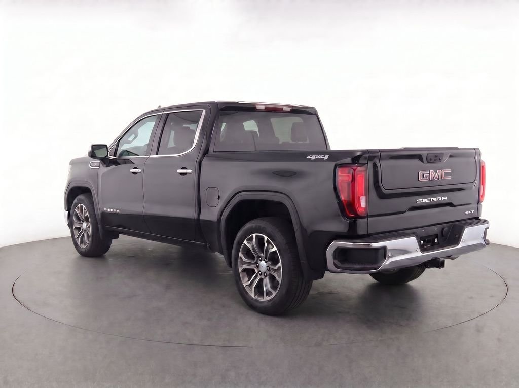 Used 2025 Black GMC SLT image 3