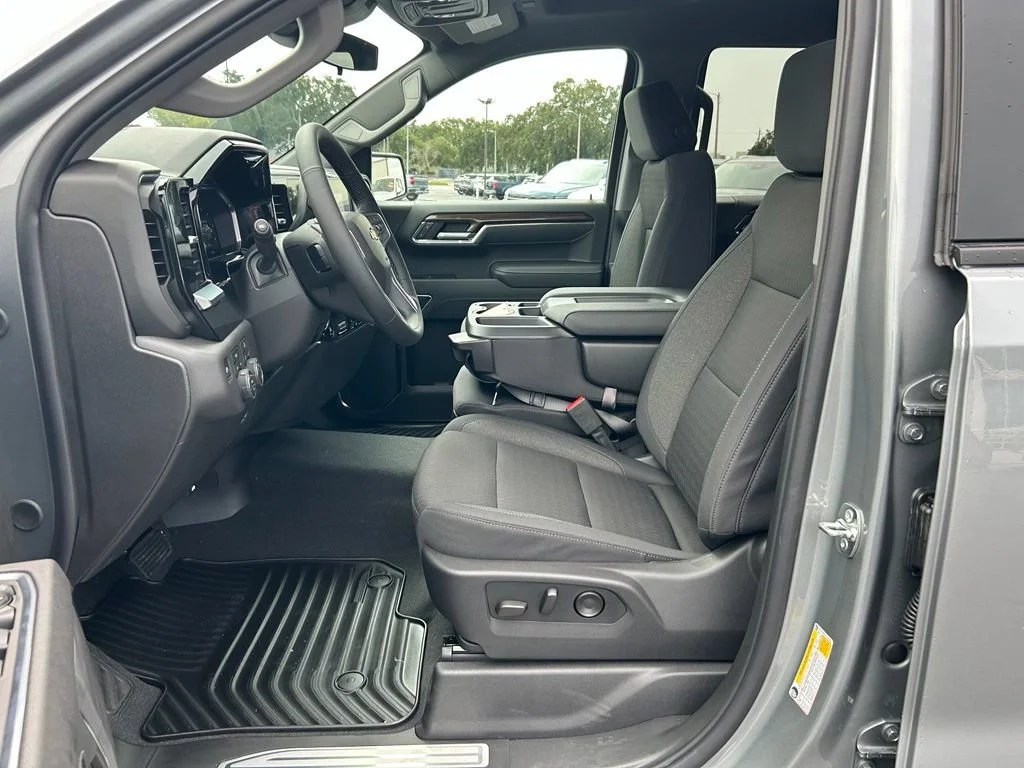 2026 Chevrolet Silverado 1500 LT - Photo 12
