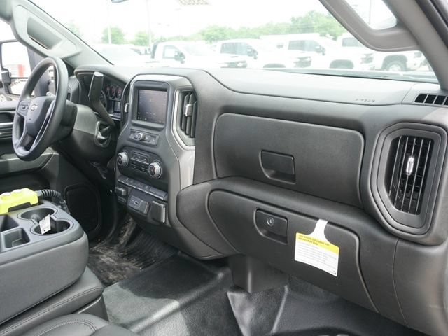 New 2025 Summit White Chevrolet Work Truck image 17