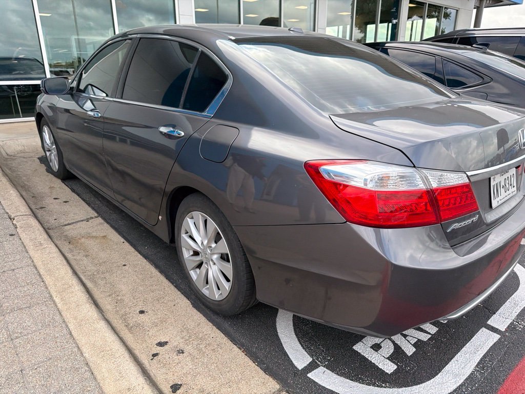Used 2015 Modern Steel Metallic Honda EX-L image 6