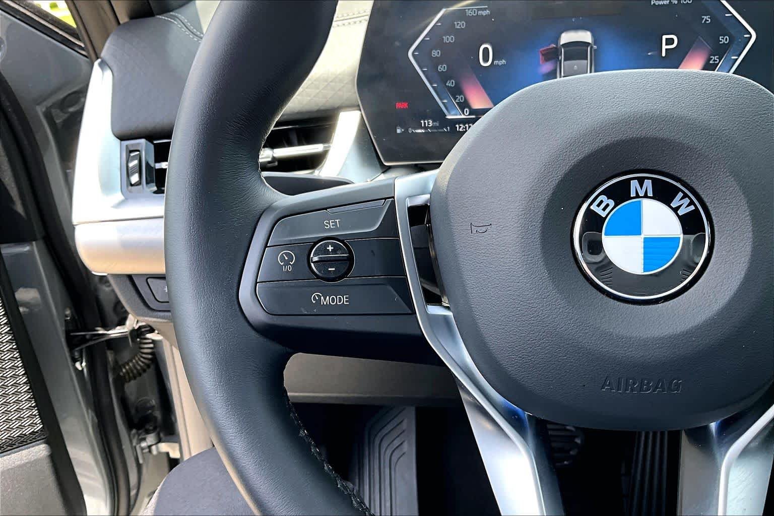 Used 2026 Skyscraper Grey Metallic BMW xDrive28i image 21