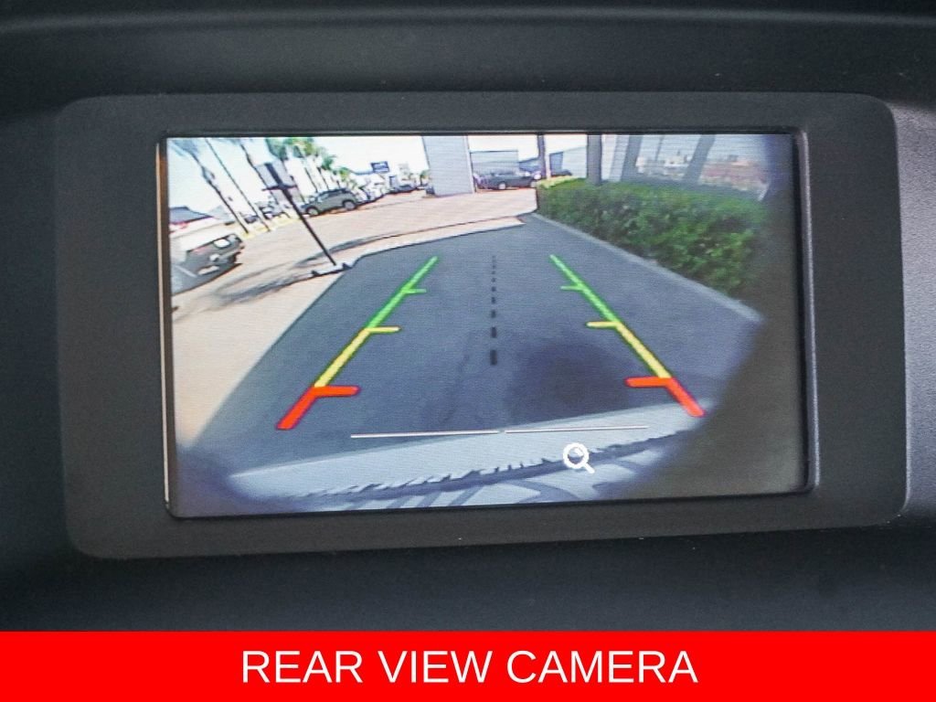 Used 2015  Ford SE image 23