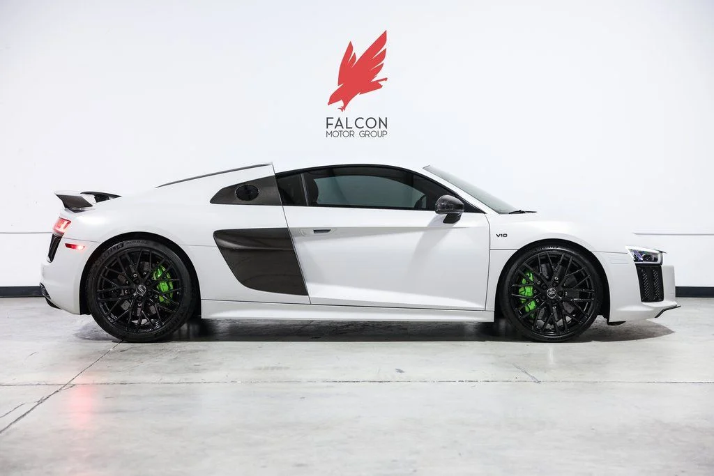 2017 Audi R8 V10 plus Coupe quattro S tronic's photo