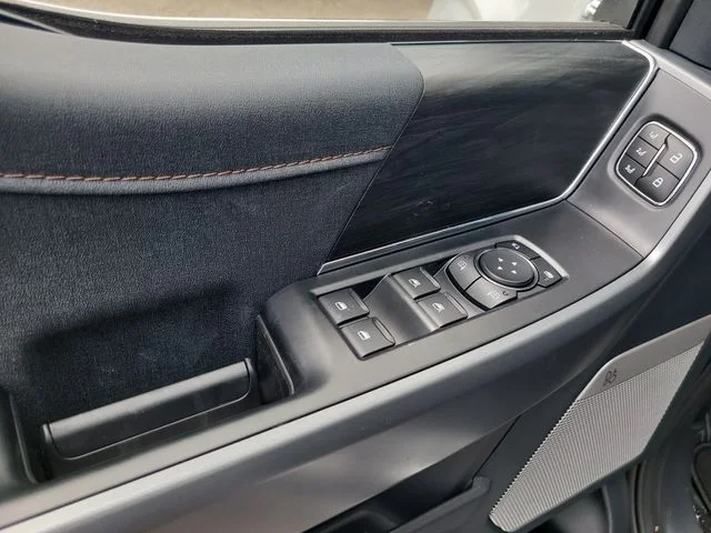 New 2026 Avalanche Ford Lariat image 17