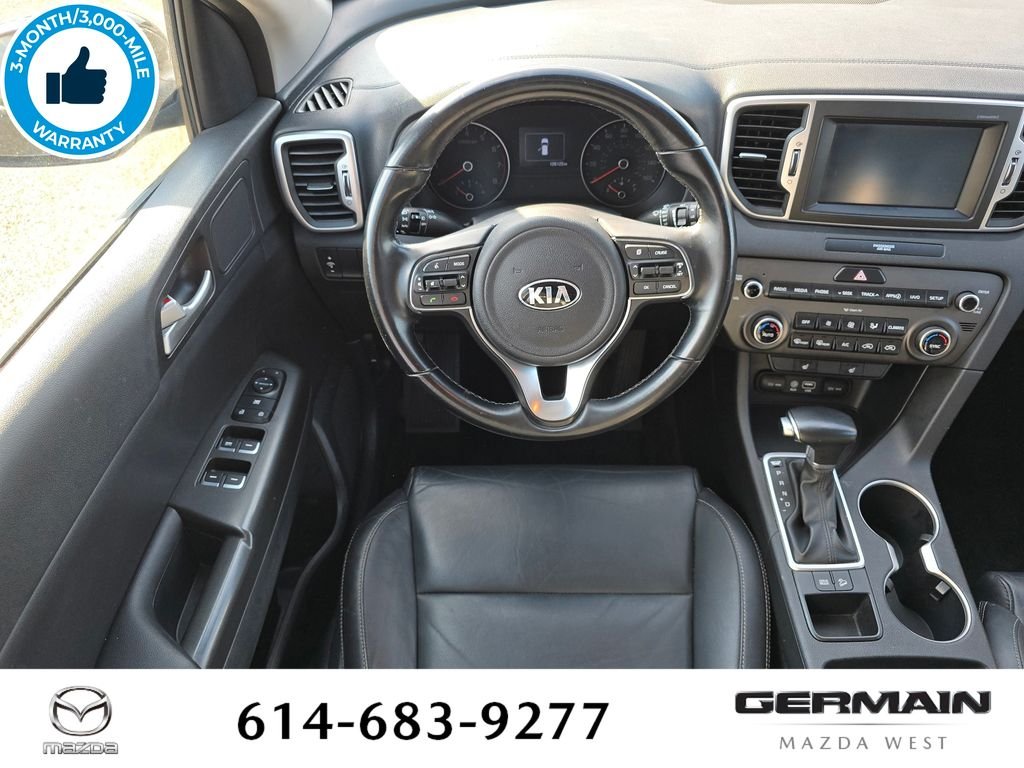 Used 2017 Red Kia EX image 17