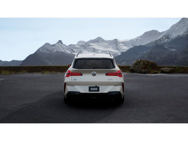 New 2026 0c7a BMW 30 xDrive image 5
