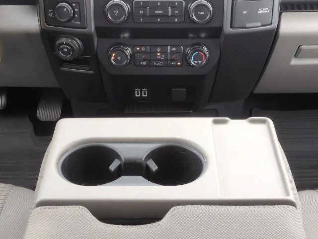 Used 2019 Blue Ford XLT image 19