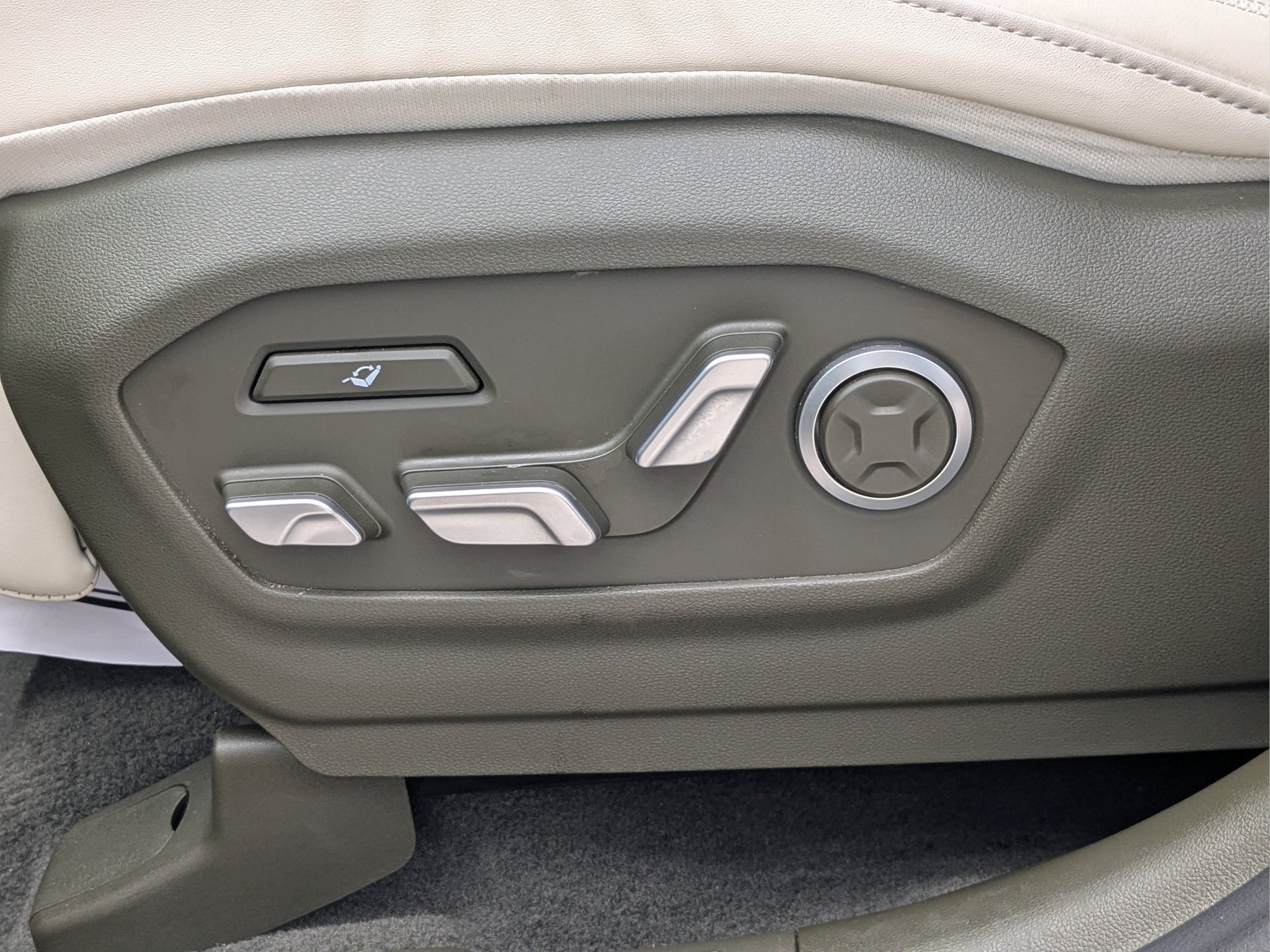 2025 Hyundai Santa Fe Calligraphy - Photo 20