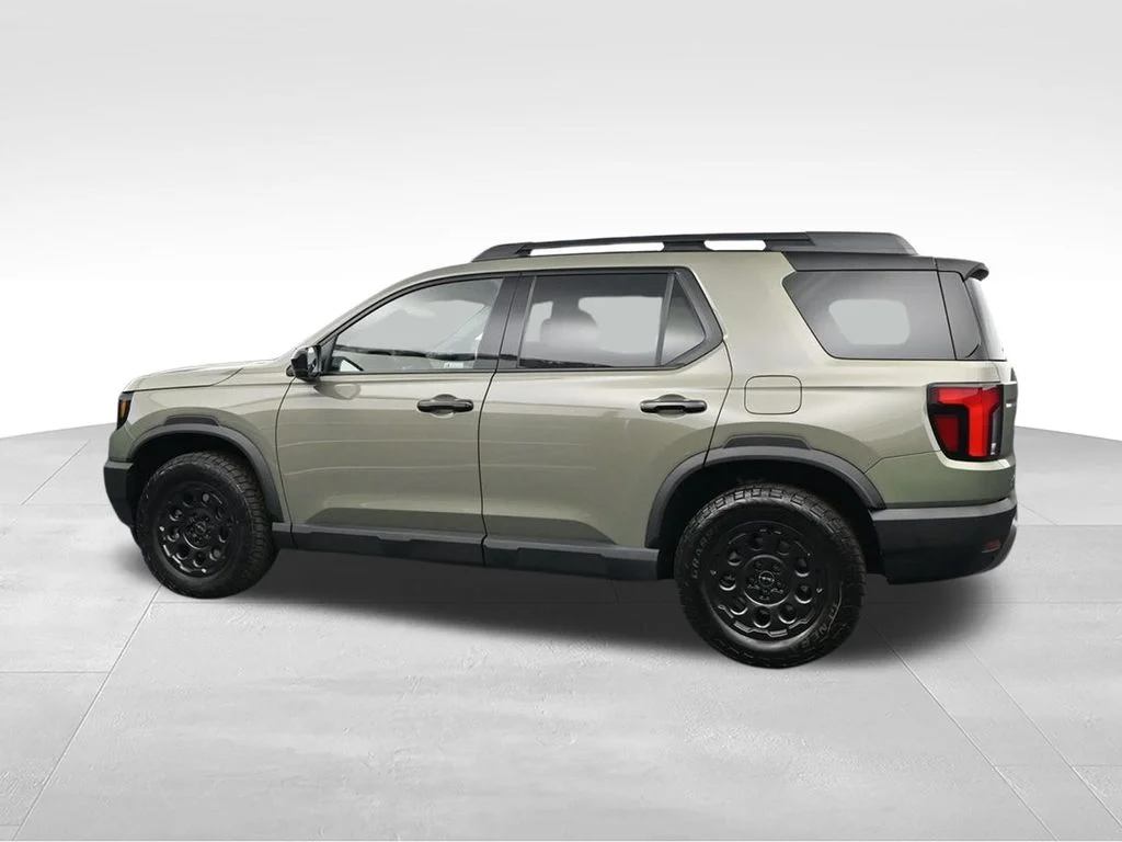 New 2026 Ash Green Metallic Honda TrailSport Elite Blackout image 4