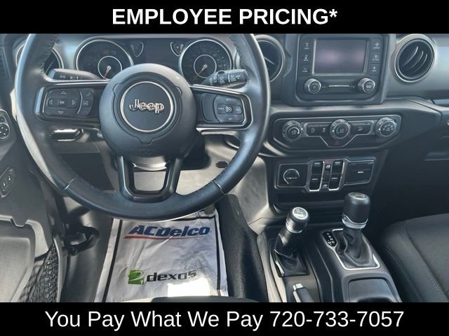 Used 2018 Granite Crystal Clearcoat Metallic Jeep Unlimited Sport S image 23