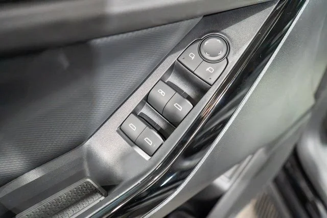 New 2027 Mosaic Black Metallic Chevrolet LT image 14