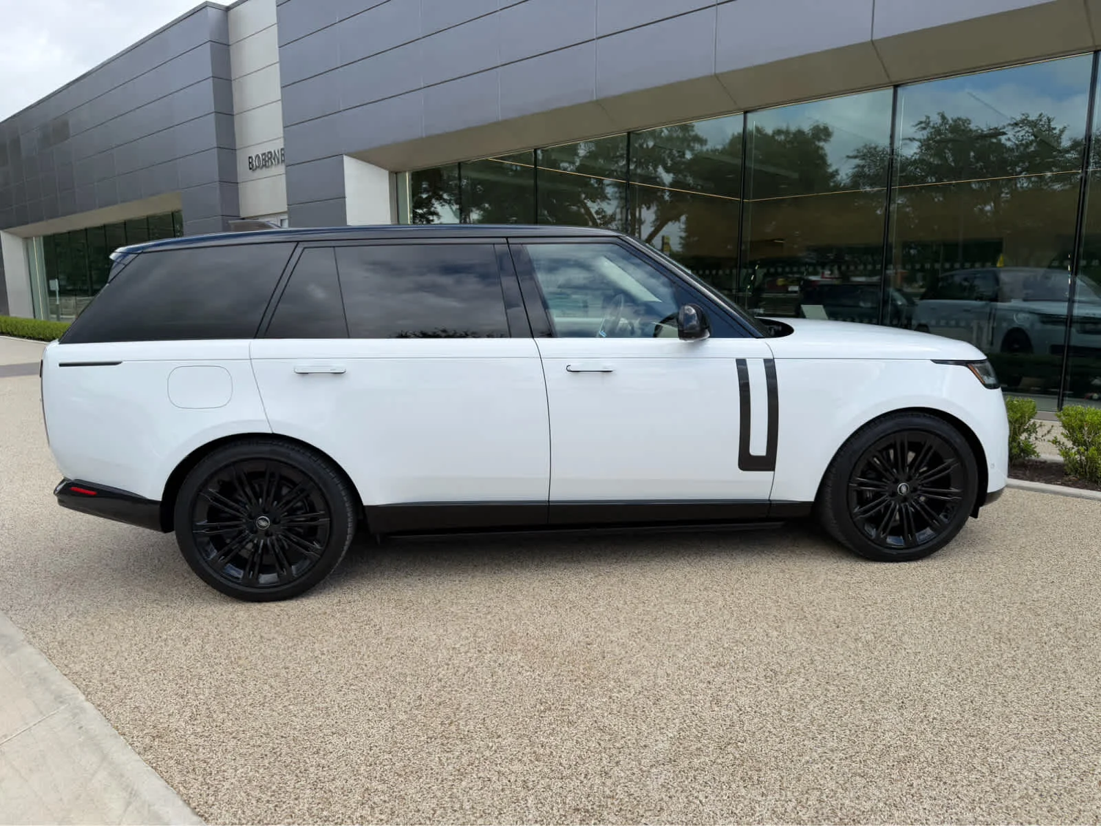 2023 Land Rover Range Rover Autobiography - Photo 9