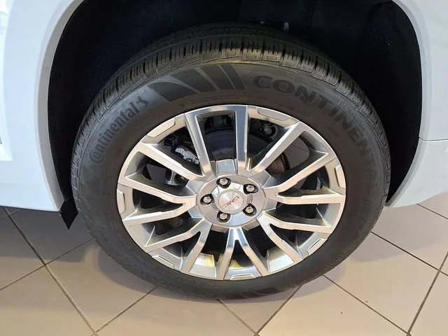 New 2027 Glacier White Tricoat GMC Denali image 7