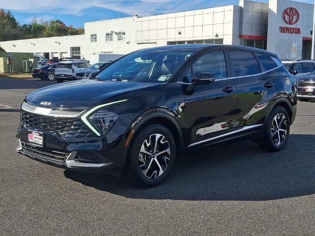 Used 2024 Black Kia EX image 4