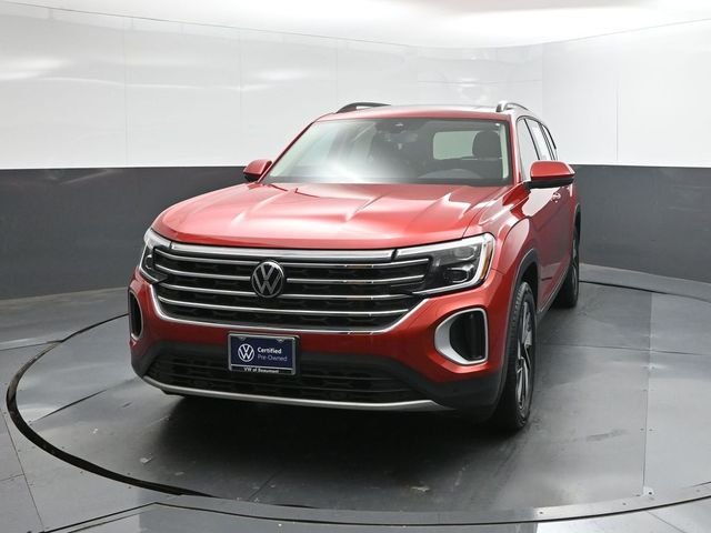 Used 2024 Red Volkswagen 2.0T SE w/Technology image 22