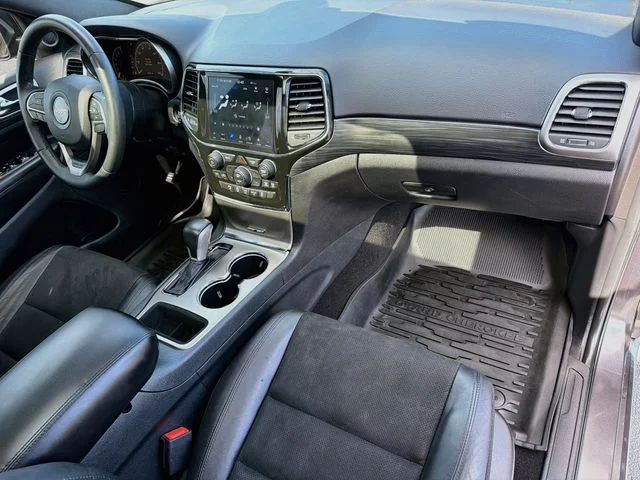 Used 2019 Gray Jeep Altitude image 31