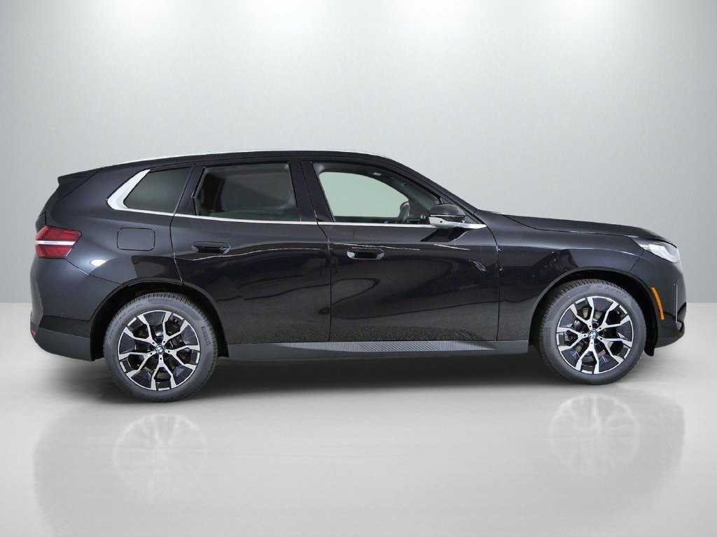 Used 2026 Black BMW 30 xDrive image 9