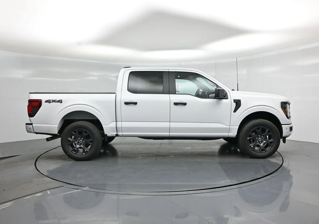 New 2026 Oxford White Ford STX image 19