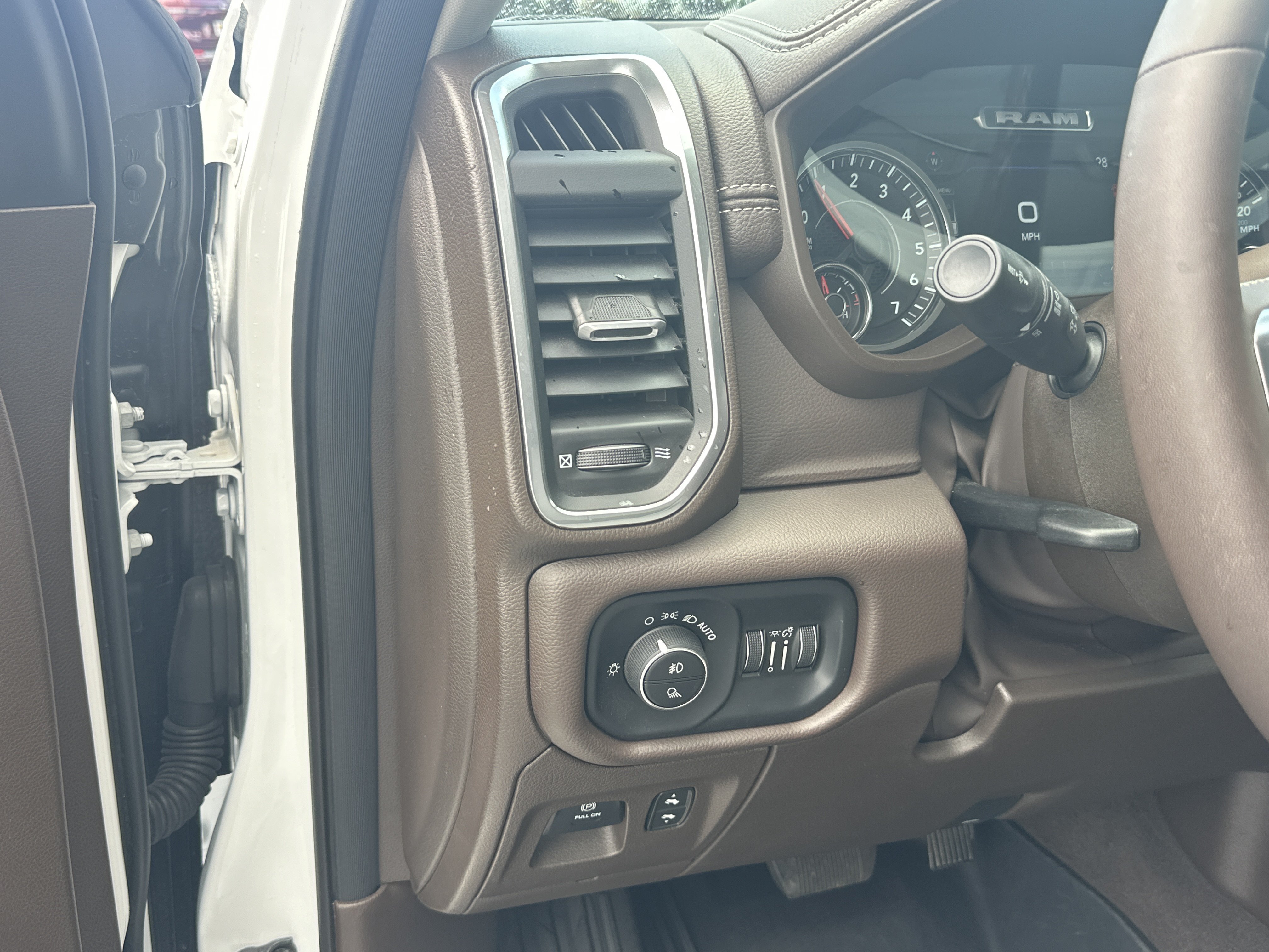 Used 2025 Bright White Clearcoat Ram Laramie image 28